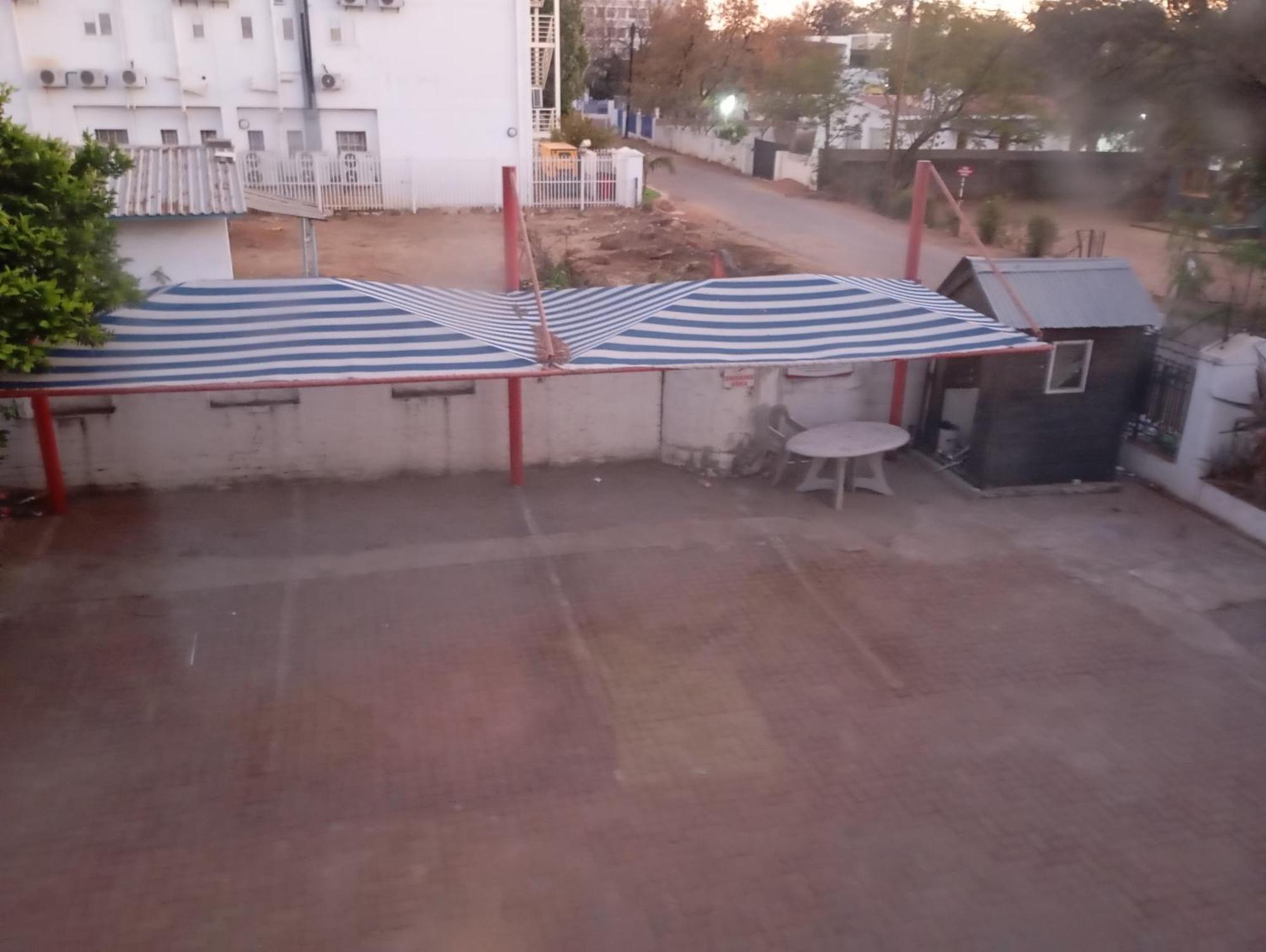 Brackendene Lodge Gaborone Esterno foto