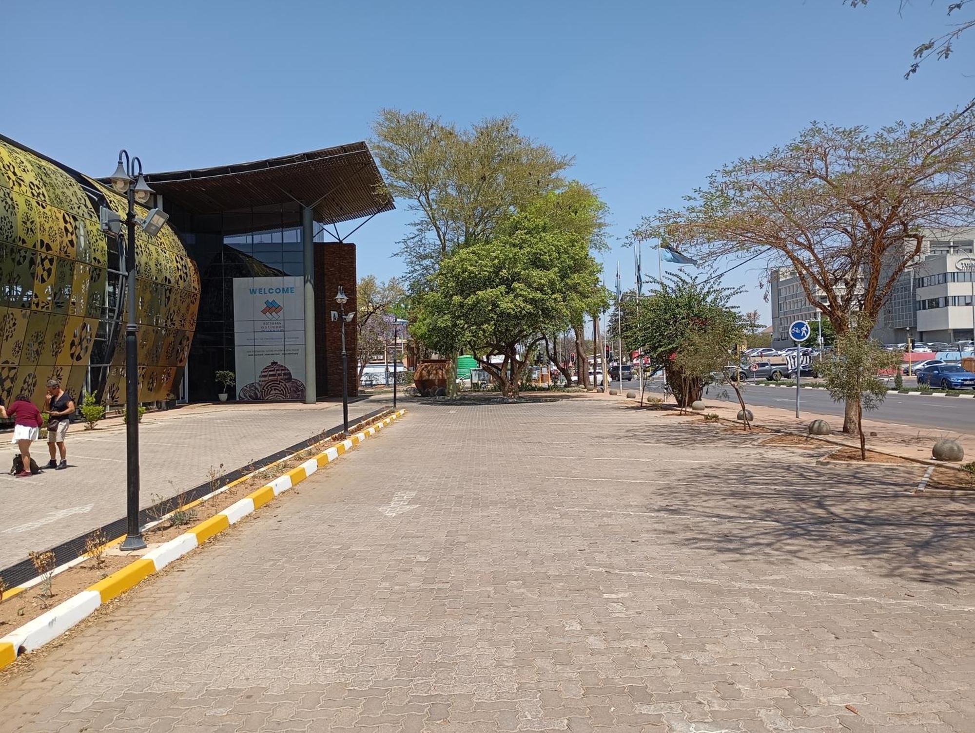 Brackendene Lodge Gaborone Esterno foto