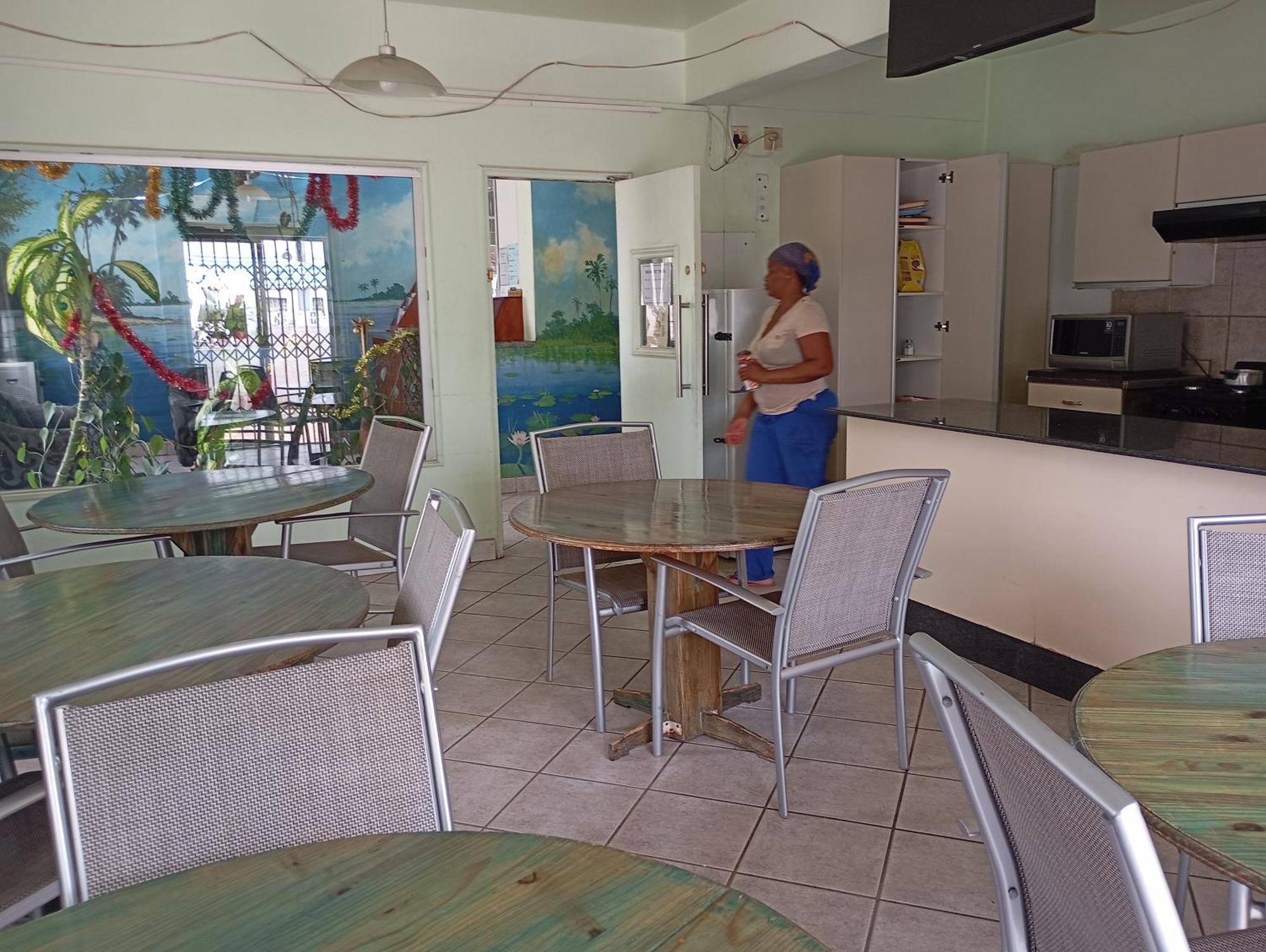 Brackendene Lodge Gaborone Esterno foto